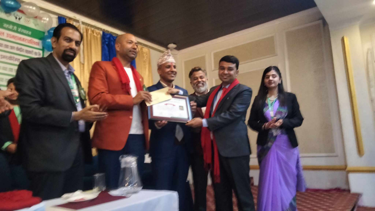 सहकारीमा  बेथिति गर्ने जो भए पनि कारबाहीको दायरमा आउँछन् :  गृहमन्त्री पाण्डेय 