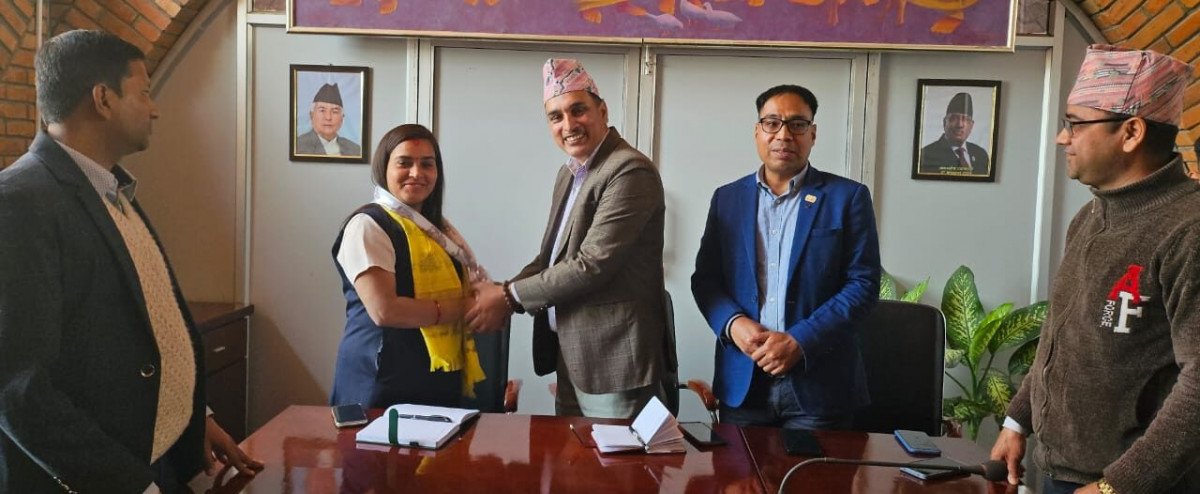 लुम्बिनी विकास कोषका योजना प्रमुख स्मिता भट्टलाई कार्यालयमा स्वागत