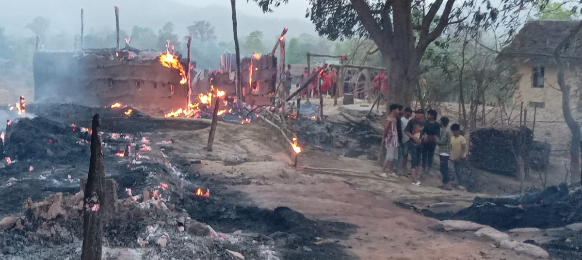दाङमा आगलागी एक जेष्ट नागरिकको मृत्यु,दुई घर र एक गोठ जलेर नष्ट