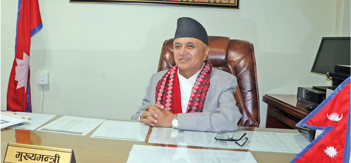 सर्वोच्चको अन्तरिम आदेश : दोस्रो पटक काम चलाऊ भए गण्डकीका मुख्यमन्त्री खगराज अधिकारी