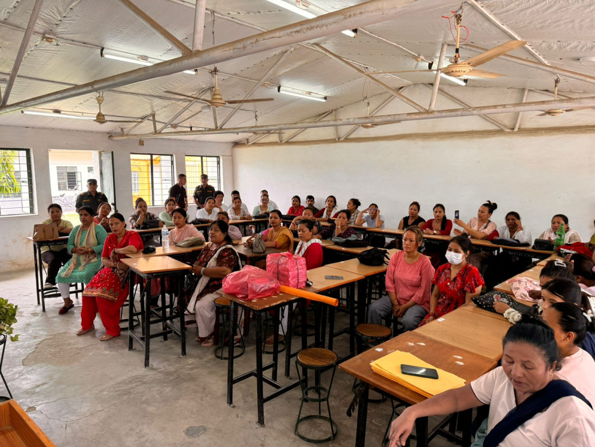 mahila talim.jpg