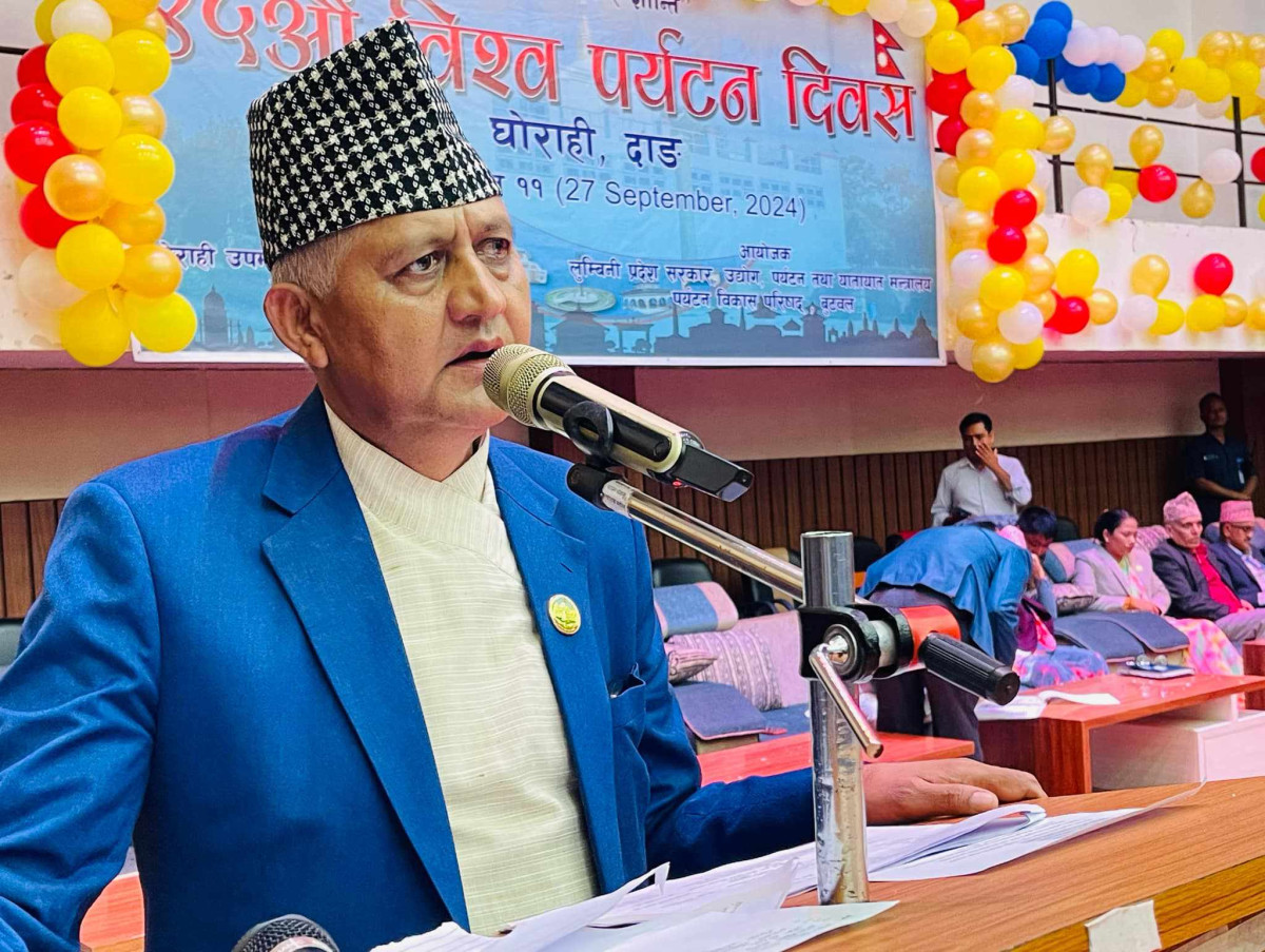 मुख्यमन्त्री आचार्यले दिए लुम्बिनी भ्रमणका लागि निम्तो