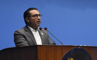 रविमाथि सिंगो राज्यशक्ति प्रतिशोध र पूर्वाग्रहका साथ खनियो : उपसभापति स्वर्णिम वाग्ले