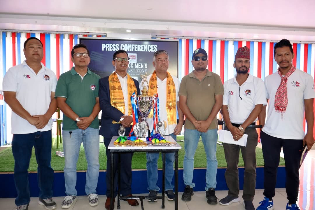चितवनमा यु–१६ क्रिकेट छनोट प्रतियोगिता हुंदै, ट्रफी र जर्सी सार्वजनिक