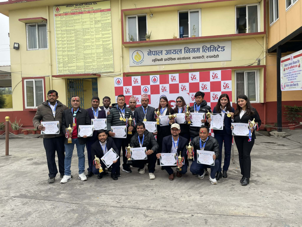  आयल निगमको वार्षिकोत्सवमा उत्कृष्ट ब्यवसायी र चालकलाई सम्मान 