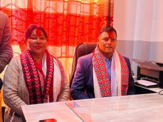 लुम्बिनी आयुर्वेद चिकित्सालयमा अध्यक्ष  भुसाल र सदस्य श्रेष्ठद्वारा पदभार ग्रहण