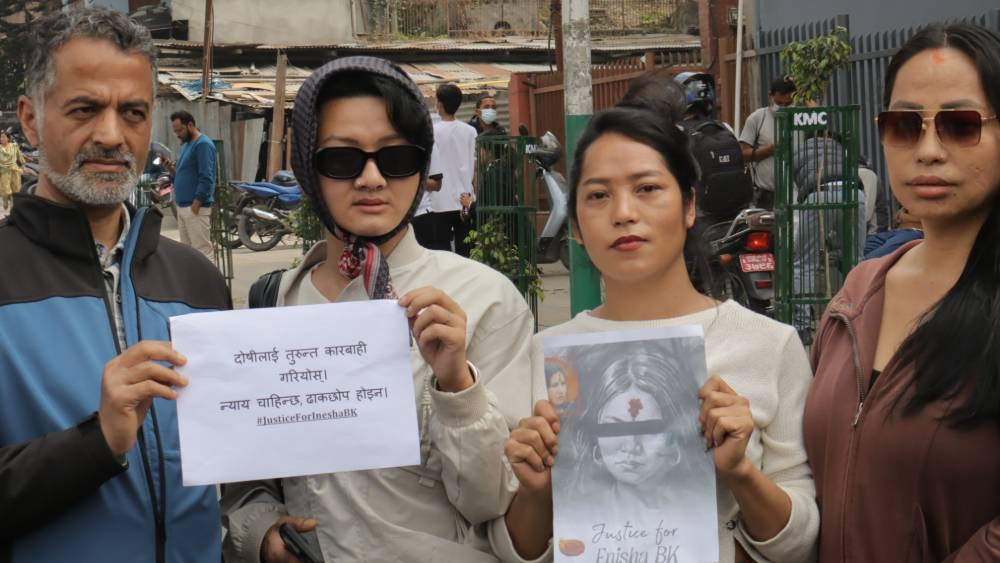 सुर्खेतकी इनिसा हत्या प्रकरण : न्यायको माग गर्दै प्रदर्शन