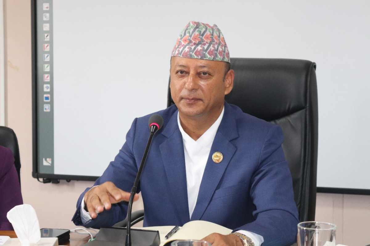   कांग्रेस नेता दीपक खड्कालाई थुनामै राख्न सर्वोच्चको आदेश