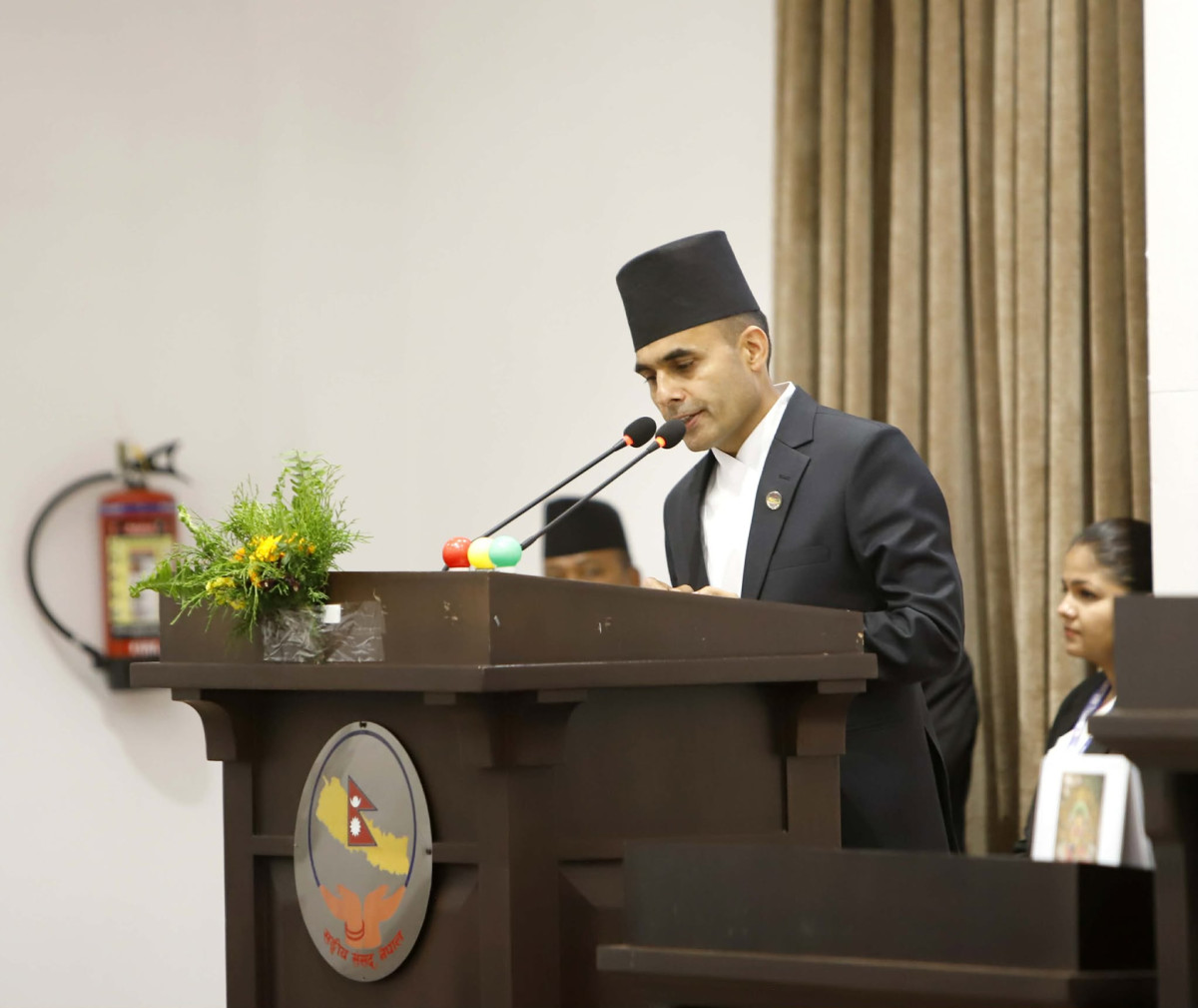 प्रेसलाई नियन्त्रित गर्ने सरकारको कुनै मनसाय छैन : सञ्चारमन्त्री तिमल्सिना