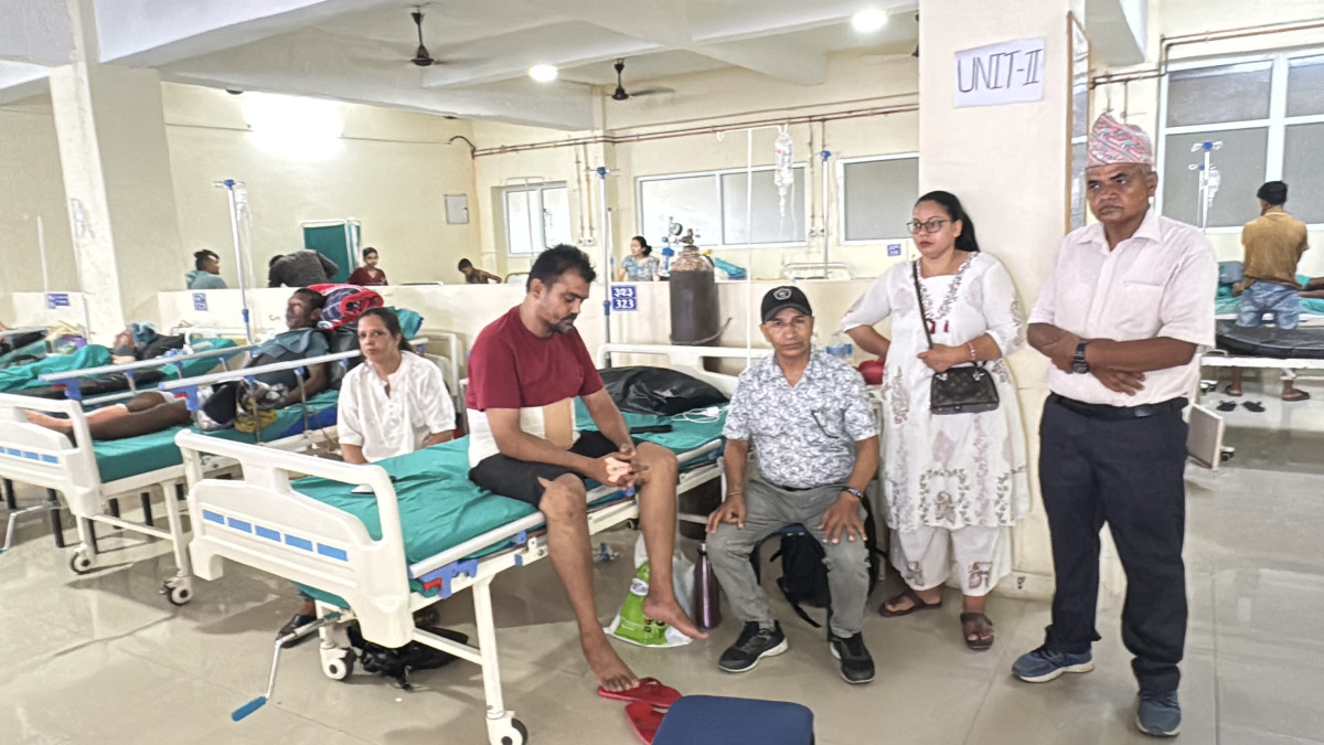 देवदह मेडिकल कलेजमा दुरबिन प्रविधिबाट पहिलोपटक ढाड तथा मेरूदण्डको सफल शल्यक्रिया