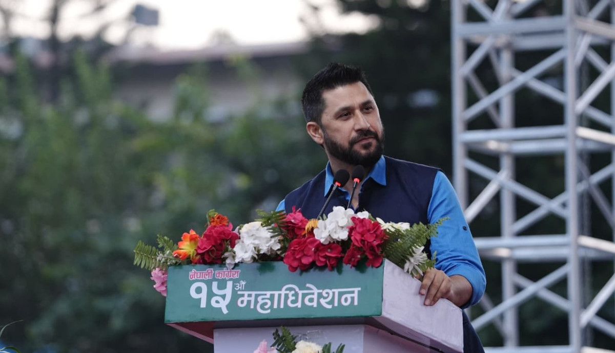सरकार बलियो छ, सरकार ढल्छ भन्नेहरु नै ढल्नेछन् :रवि लामिछाने